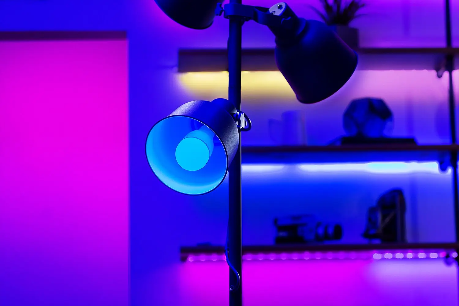 Razer Aether Light Bulb 4