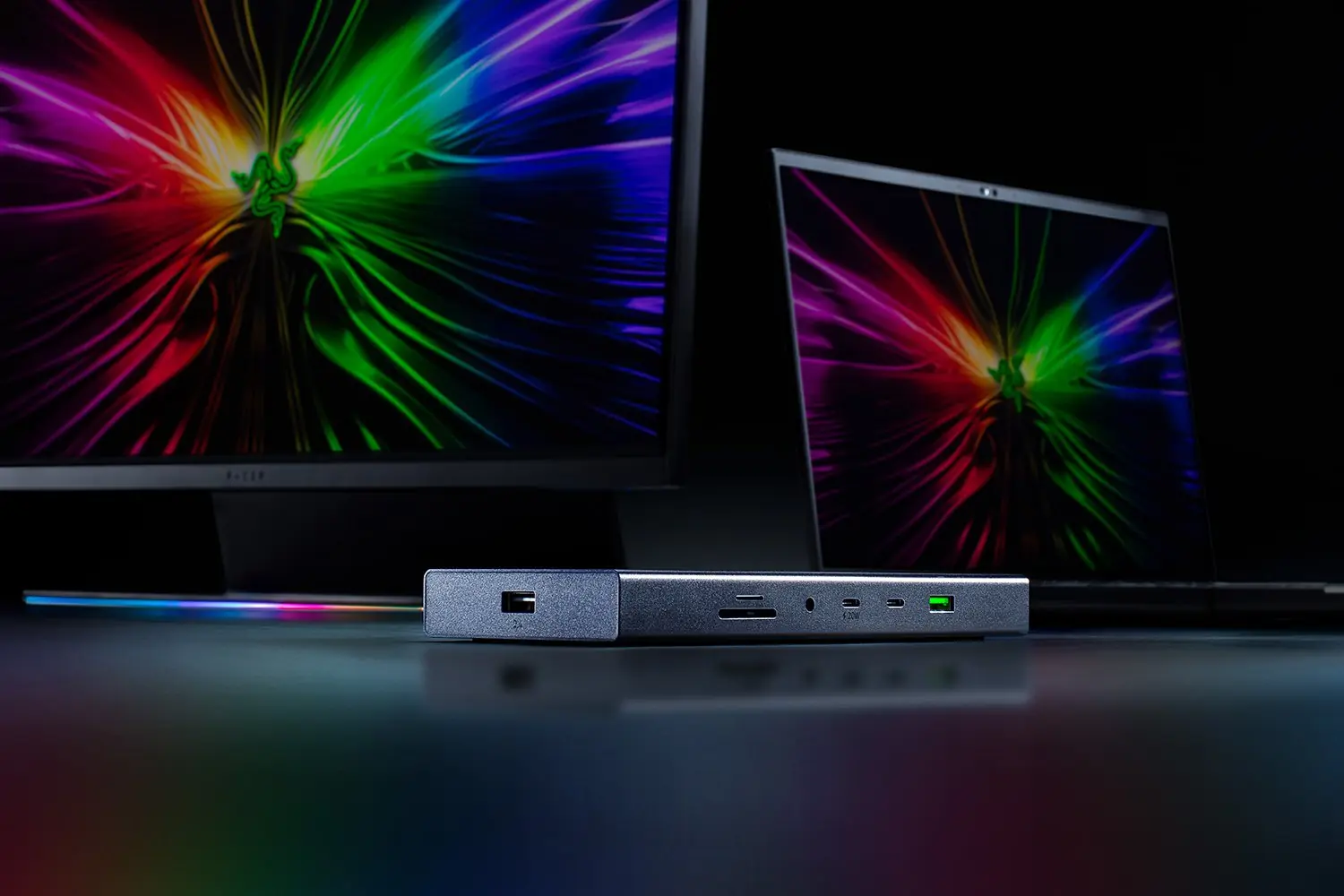 Razer USB 4 Dock black 3 Razer USB 4 Dock black 3
